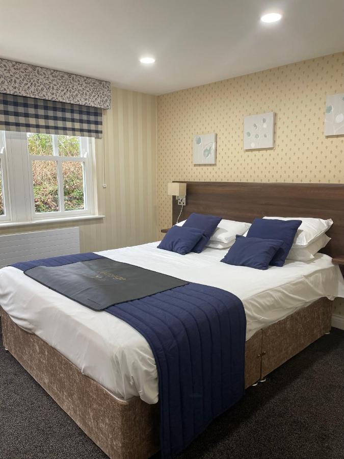 Kings Croft Hotel Понтефракт Екстер'єр фото