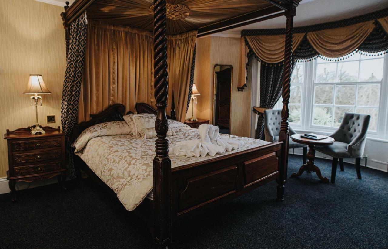Kings Croft Hotel Понтефракт Екстер'єр фото