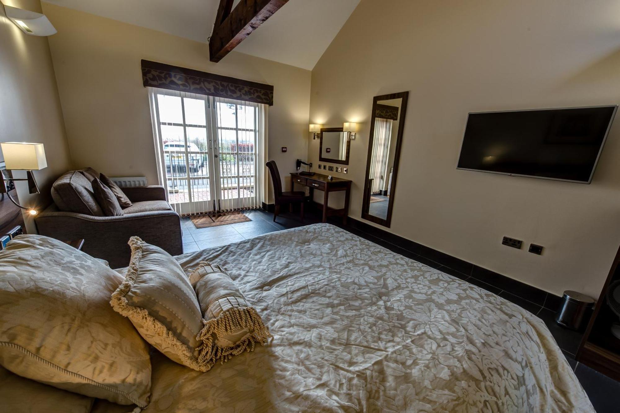 Kings Croft Hotel Понтефракт Екстер'єр фото
