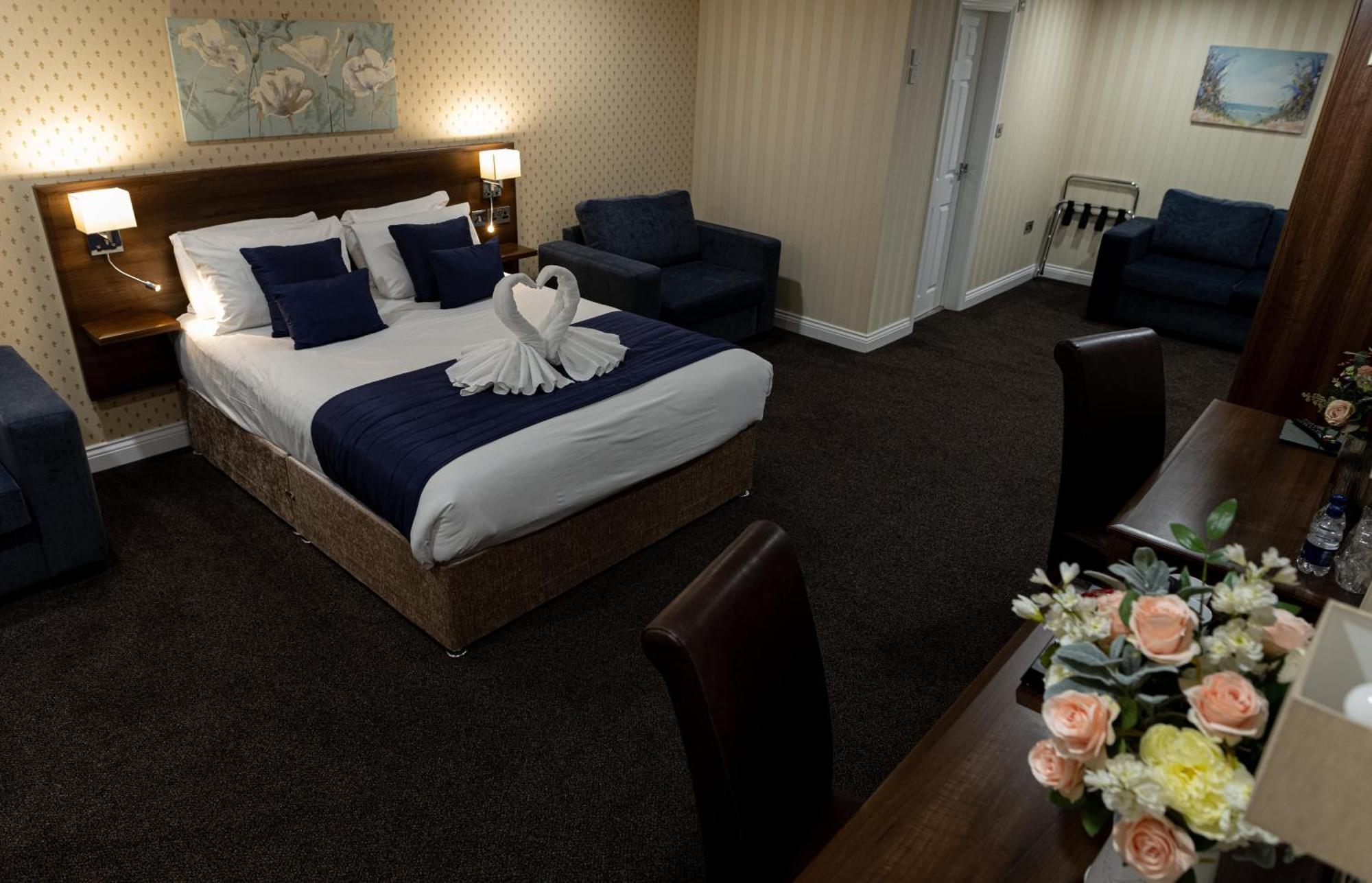 Kings Croft Hotel Понтефракт Екстер'єр фото