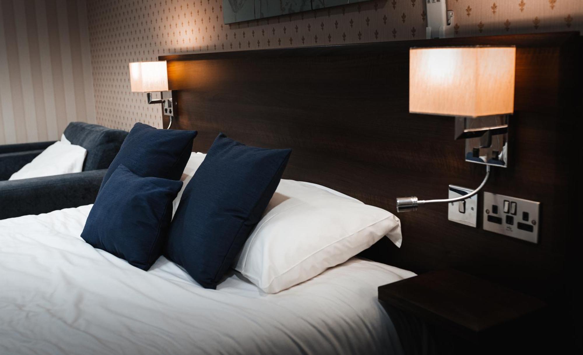 Kings Croft Hotel Понтефракт Екстер'єр фото