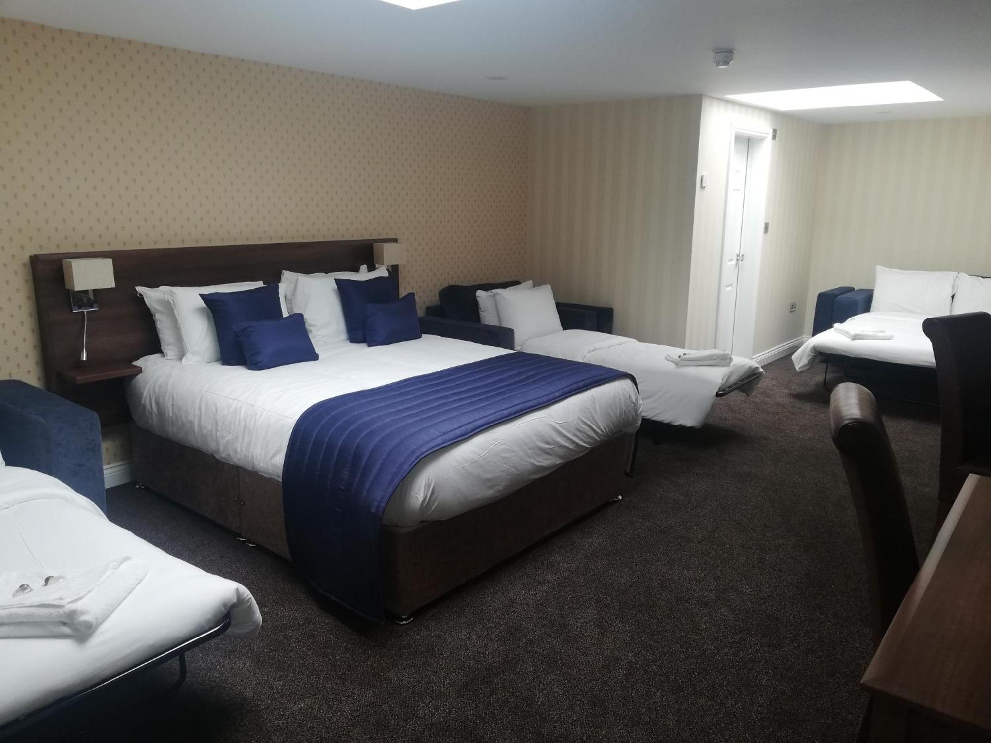 Kings Croft Hotel Понтефракт Екстер'єр фото